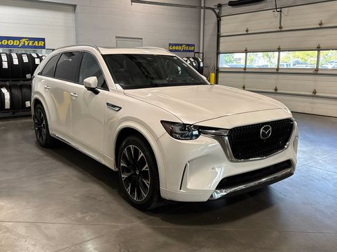 Certified 2024 MAZDA CX-90 3.3 Turbo S w/ Premium Package AWD/4WD image 3