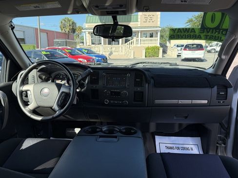 Used 2010 GMC Sierra 1500 SLE w/ Regional Value Package RWD image 13