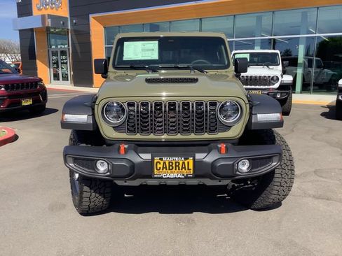 New 2026 Jeep Gladiator Mojave AWD/4WD image 4