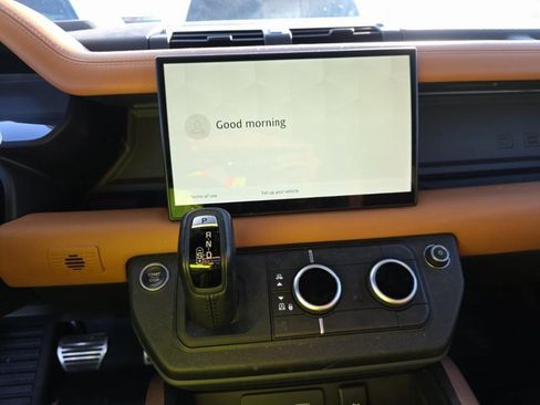 Used 2022 Land Rover Defender 110 X image 6