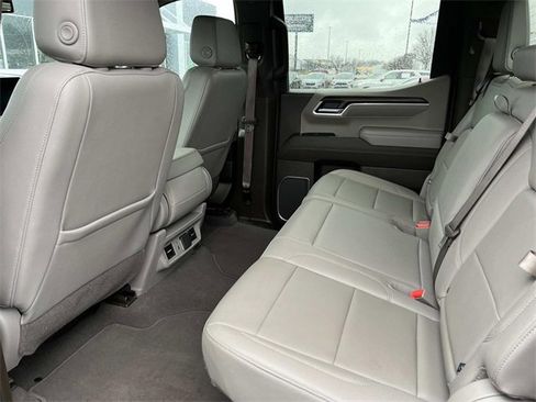 Used 2025 GMC Sierra 1500 SLT image 20