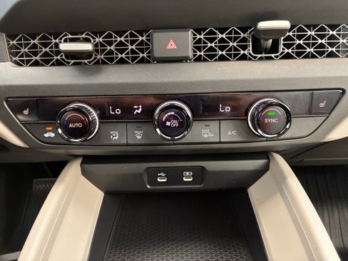 Used 2023 Honda Accord EX image 29