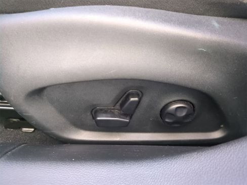 Certified 2019 Jeep Compass Limited image 17