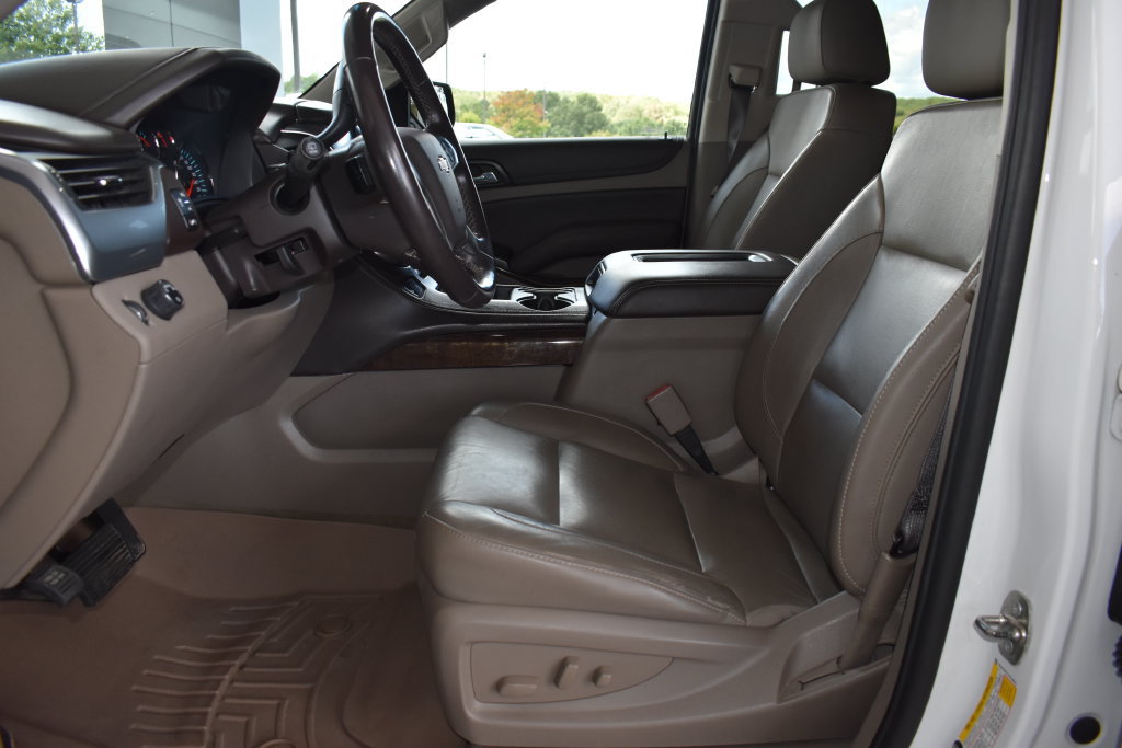 Used 2019 Chevrolet Tahoe LT RWD image 3