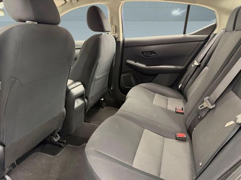 Used 2024 Nissan Sentra SV FWD image 21