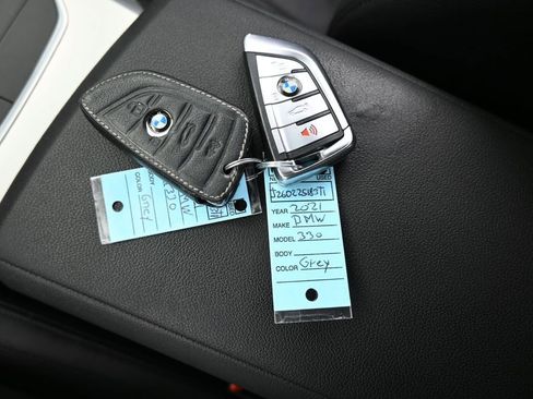 Used 2021 BMW 330i Sedan image 22