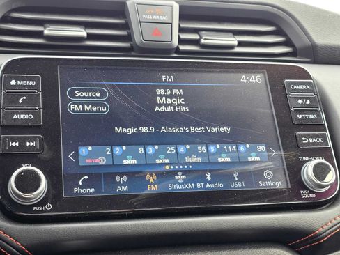 Used 2024 Nissan Versa SR FWD image 27
