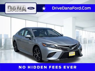 Used 2019 Toyota Camry L image 1