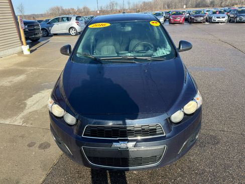 Used 2016 Chevrolet Sonic LT image 2