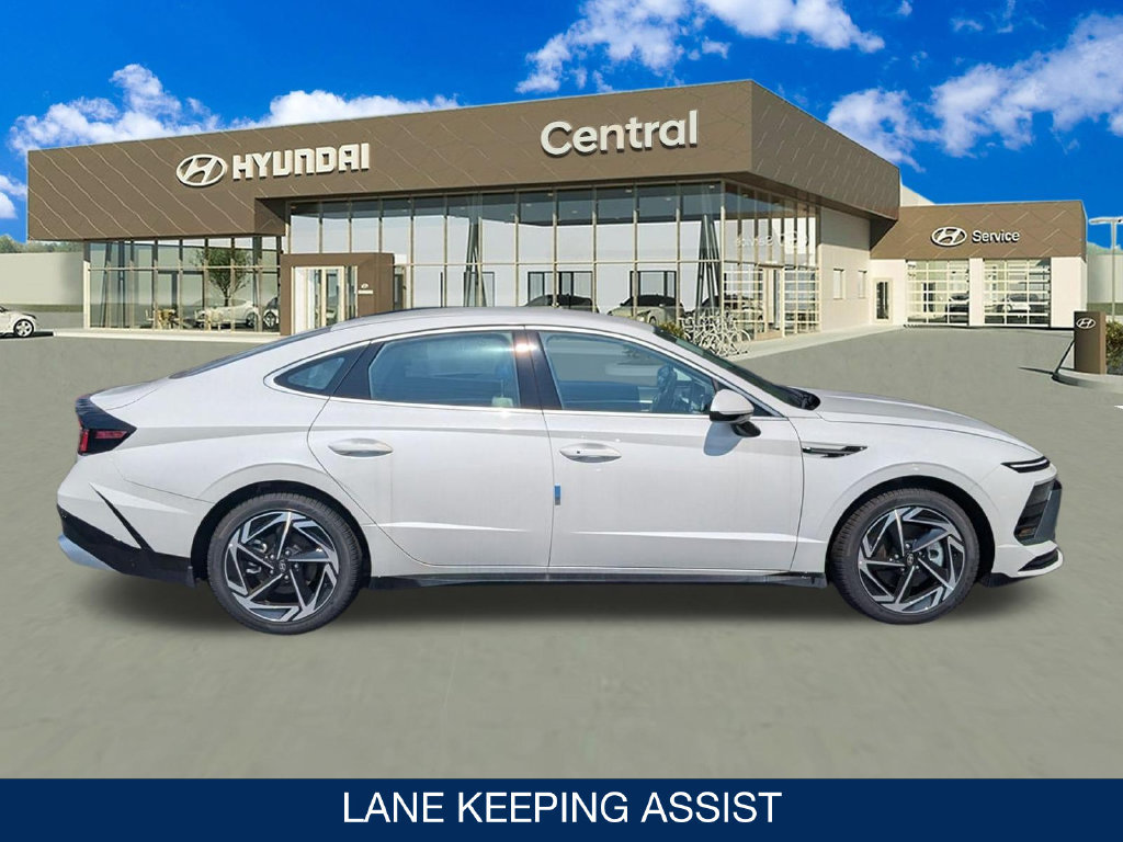New 2026 Hyundai Sonata SEL FWD image 9