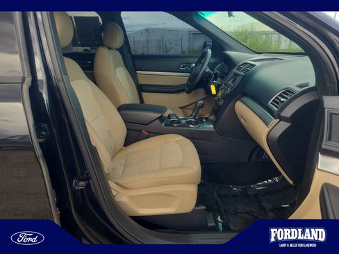 Used 2017 Ford Explorer 4WD image 19
