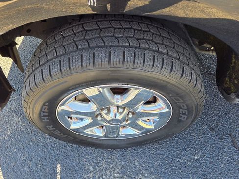 Used 2013 Ford F150 XLT w/ Luxury Equipment Group image 15