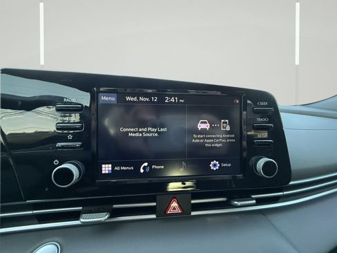 Used 2022 Hyundai Elantra SEL w/ Convenience Package image 16