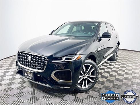 Used 2025 Jaguar F-PACE R-Dynamic S image 1
