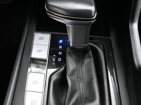 Used 2022 Hyundai Elantra SEL w/ Convenience Package image 18