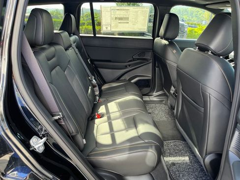 New 2026 Jeep Cherokee Limited AWD/4WD image 22