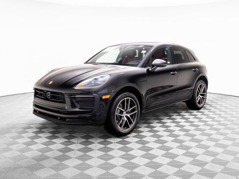 New 2026 Porsche Macan image 1