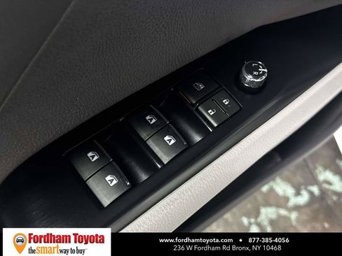 Used 2019 Toyota Camry XSE w/ Carpet Mat Package FWD image 16