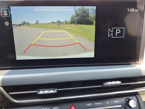 Used 2025 Hyundai Sonata SE FWD image 28