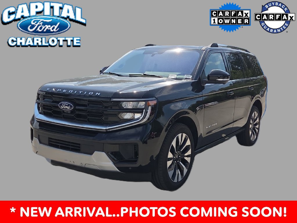 Used 2025 Ford Expedition Platinum AWD/4WD image 2