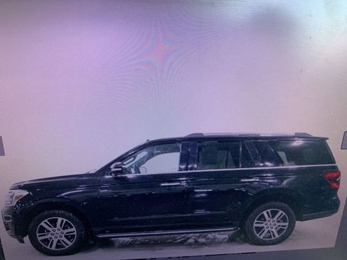 Used 2023 Ford Expedition Limited AWD/4WD image 15