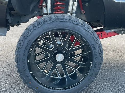 Used 2016 Ford F250 Platinum w/ FX4 Off-Road Package image 10