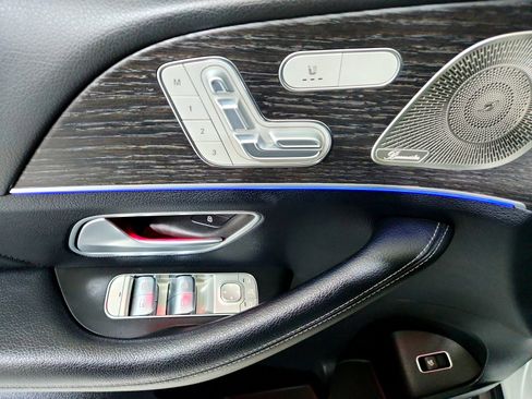 Used 2023 Mercedes-Benz GLE 350 4MATIC w/ Premium Package image 13