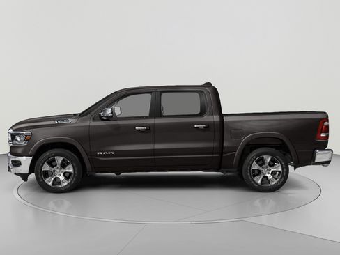 Used 2019 RAM 1500 Laramie w/ Sport Appearance Package AWD/4WD image 5
