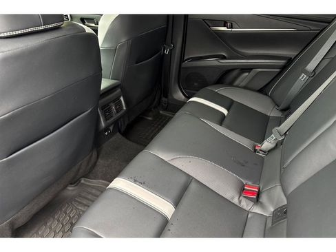 Certified 2025 Toyota Camry SE image 13