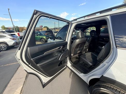 Used 2025 Kia Telluride SX X-Line AWD/4WD image 23