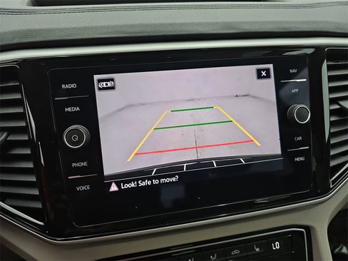 Used 2023 Volkswagen Atlas SEL R-Line image 36