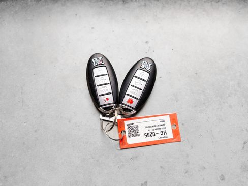 Used 2020 Nissan GT-R Premium image 67