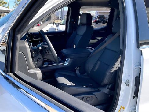 Used 2025 GMC Sierra 1500 SLT w/ SLT Premium Package image 7