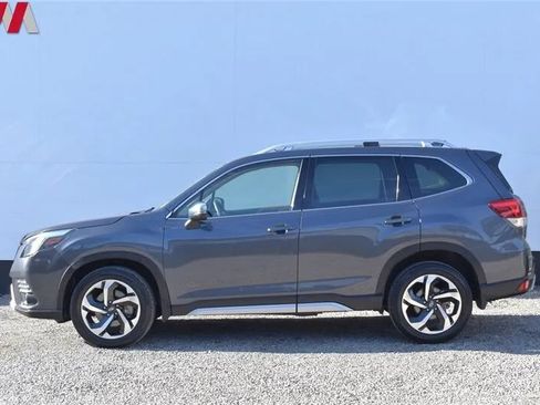 Used 2023 Subaru Forester Touring w/ Popular Package #2 AWD/4WD image 9