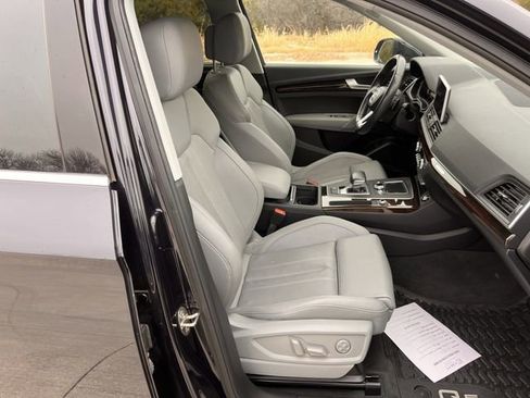Used 2018 Audi Q5 2.0T Premium Plus w/ Premium Plus Package image 24