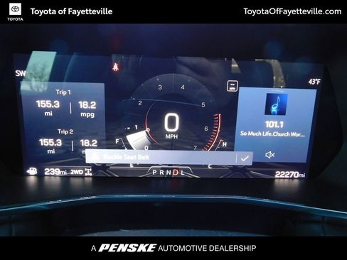 Used 2024 GMC Canyon Elevation w/ Convenience Package image 11