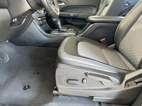 Used 2019 Chevrolet Colorado Z71 image 13