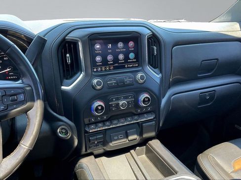 Used 2020 GMC Sierra 1500 AT4 w/ AT4 Premium Package image 6