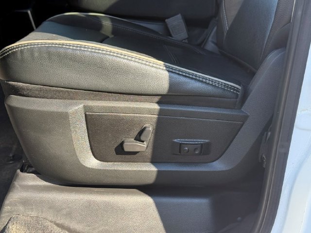 Used 2024 RAM 2500 Laramie AWD/4WD image 15