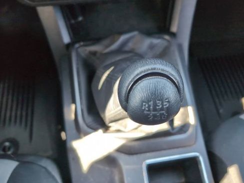 Used 2021 Toyota Tacoma TRD Off-Road w/ Technology Package image 18