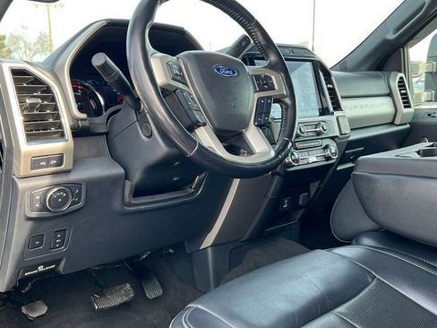 Certified 2022 Ford F450 Lariat w/ Lariat Ultimate Package image 27