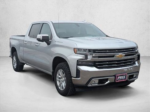 Used 2019 Chevrolet Silverado 1500 LTZ w/ LTZ Convenience Package image 3