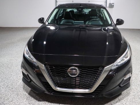 Used 2021 Nissan Altima 2.5 SR w/ SR Premium Package FWD image 4