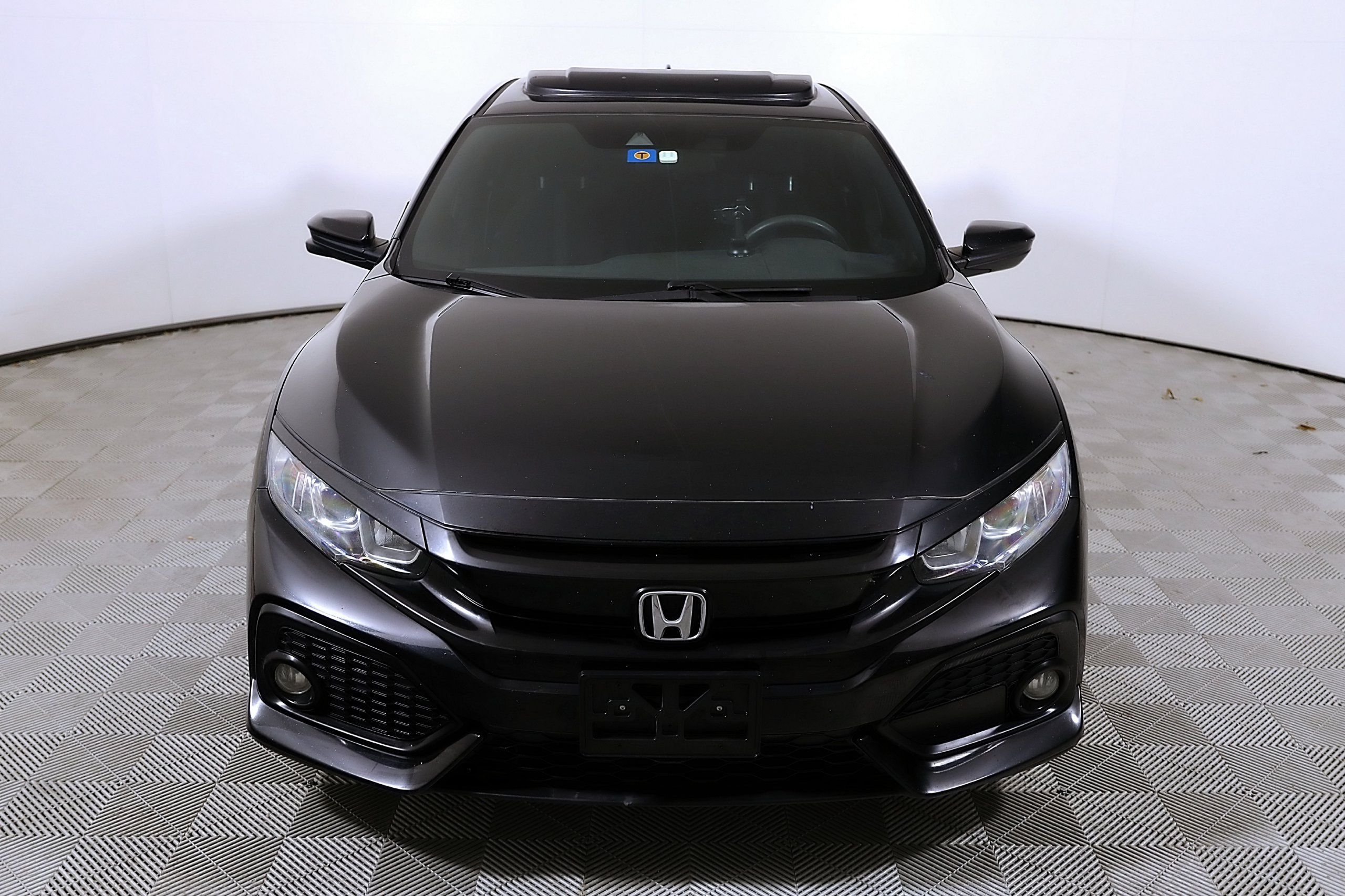 Used 2019 Honda Civic EX image 4