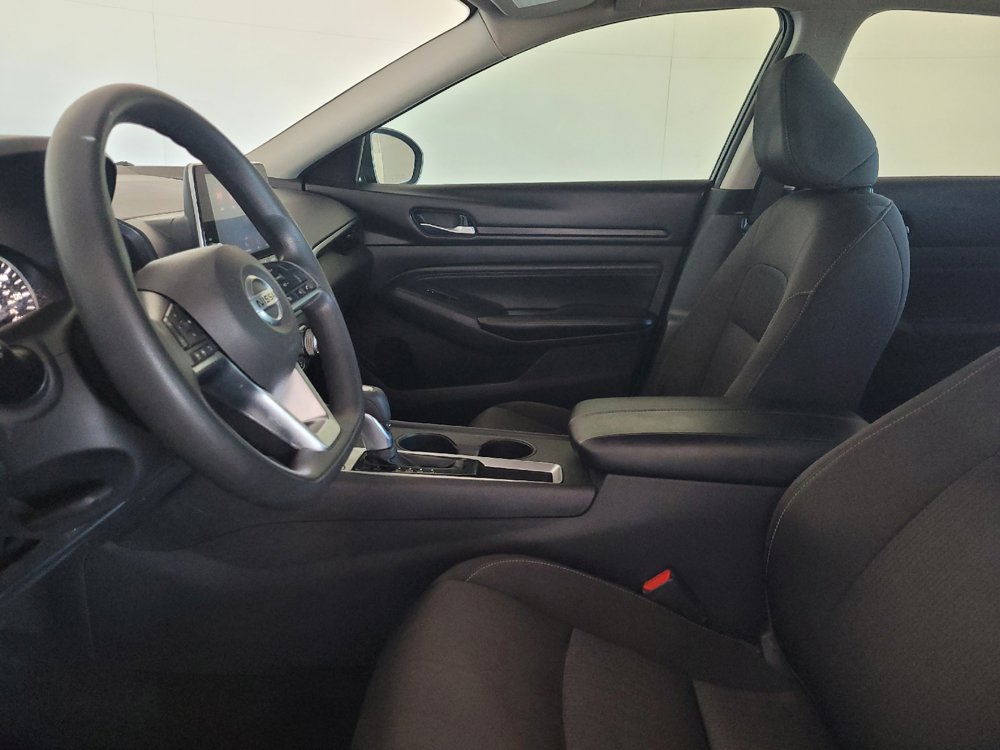 Used 2020 Nissan Altima 2.5 S FWD image 17