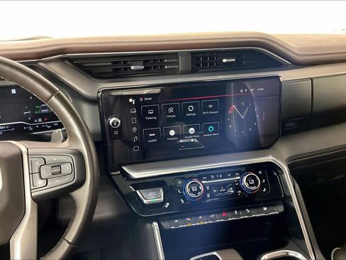 Certified 2022 GMC Sierra 1500 Denali w/ Denali Reserve Package AWD/4WD image 7