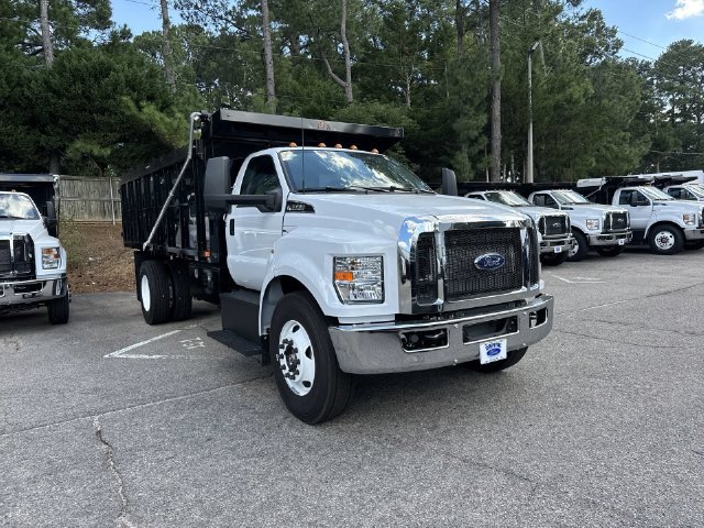 New 2027 Ford F650 2WD Regular Cab Super Duty image 2