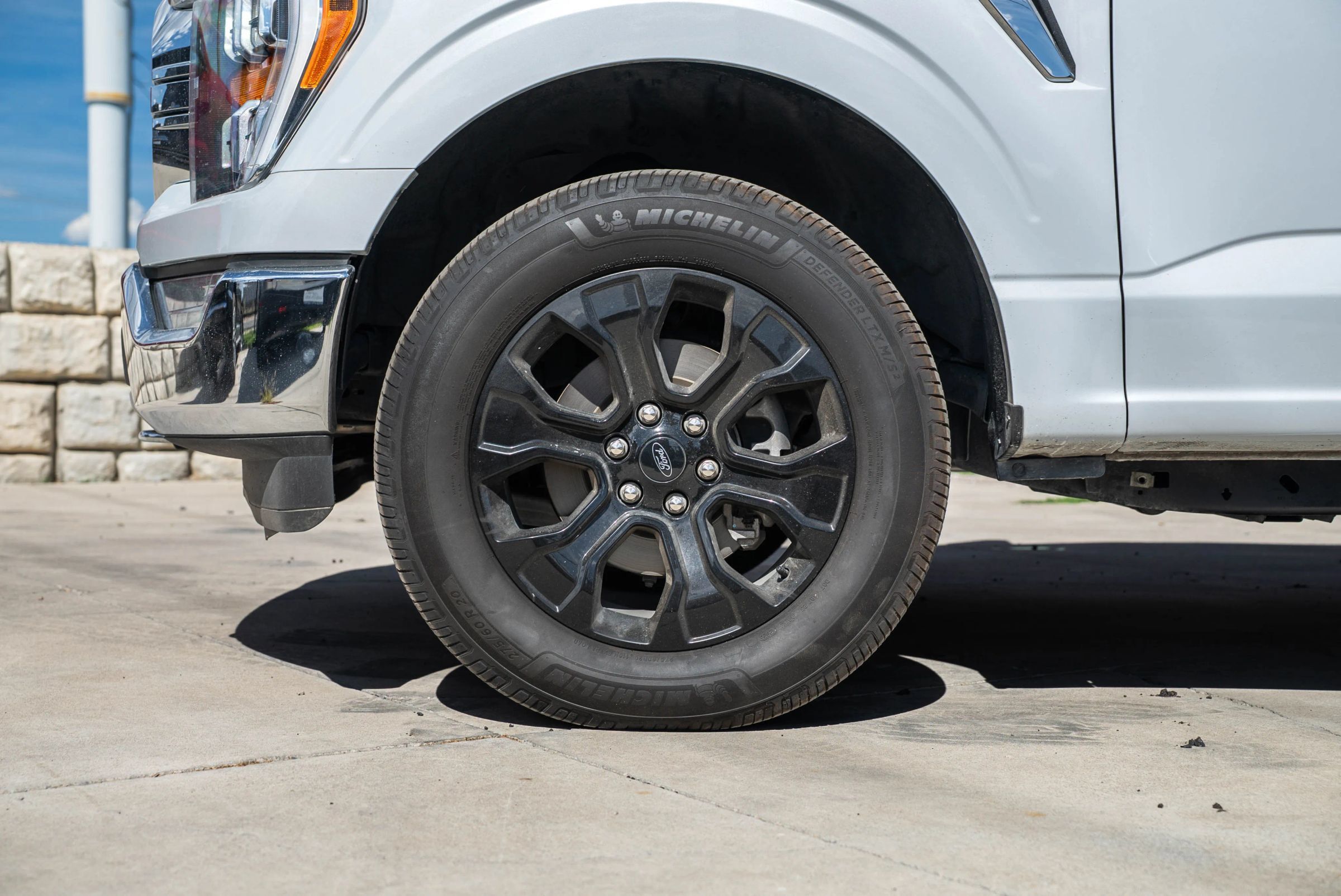 Used 2022 Ford F150 XLT AWD/4WD image 4