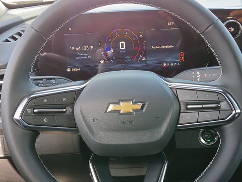 New 2026 Chevrolet Traverse LT w/ Driver Confidence Package image 11