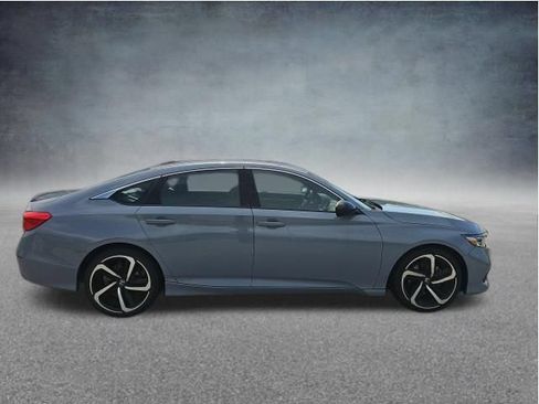Used 2022 Honda Accord Sport image 8